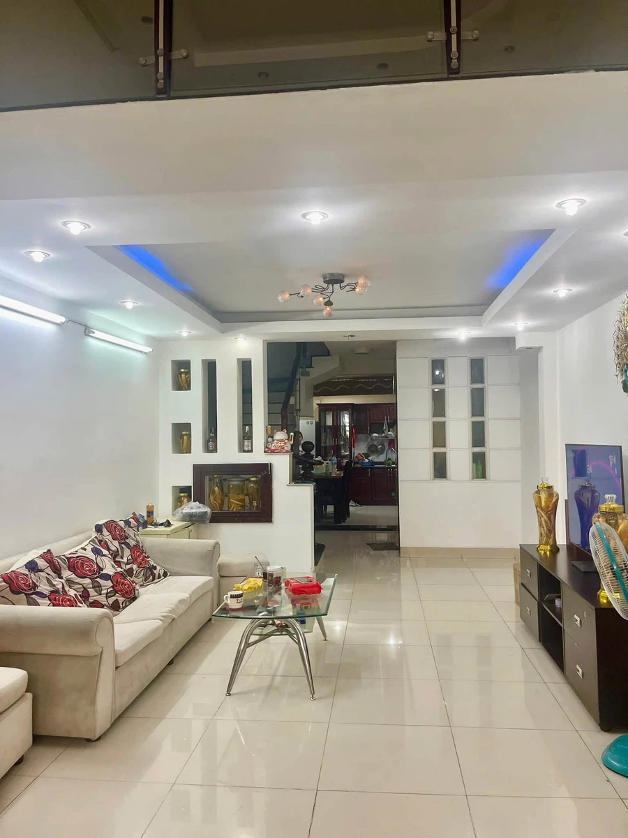 Bán nhà mặt tiền Võ Oanh, Bình Thạnh, 60m², 4PN, 20 tỷ - Ảnh thu nhỏ 3