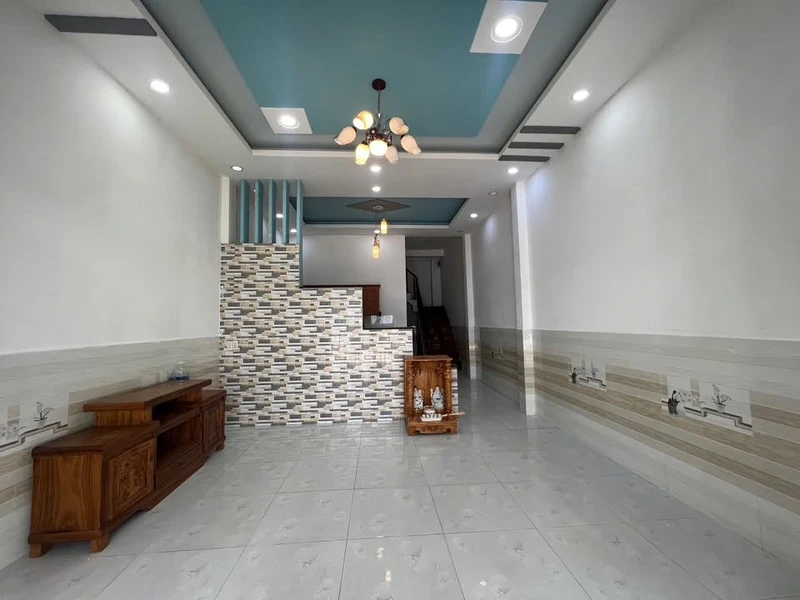 Cho thuê nhà 1 trệt 1 lầu 120m2, 3 phòng ngủ, đường Nguyễn Tri Phương, Bửu Hòa, Biên Hòa