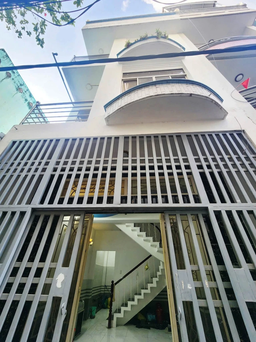 Bán nhà 7,9 tỷ, 4PN 3WC, 100m² Phường Diên Hồng - Ảnh thu nhỏ 2