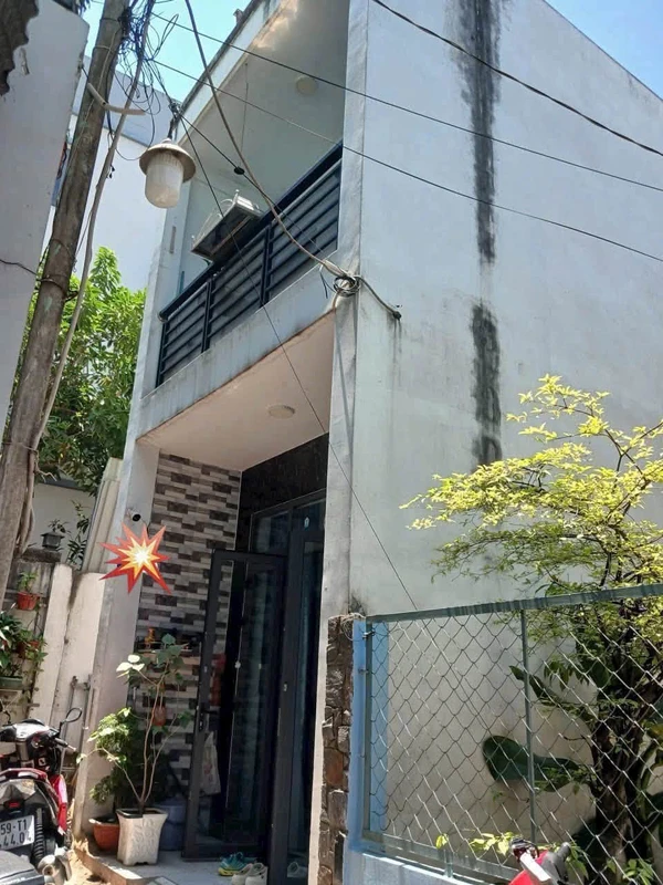 Bán nhà 2 tầng 70m² hẻm Đường 11, Trường Thọ, Thủ Đức - 4,2 tỷ
