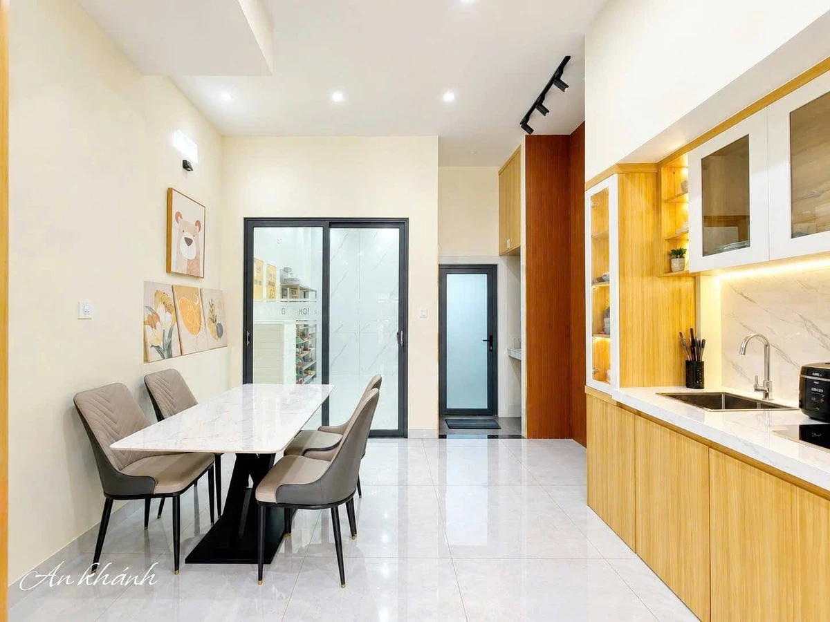 Bán nhà 2 tầng 72m² 3PN gần công viên Nha Trang - Ảnh thu nhỏ 4