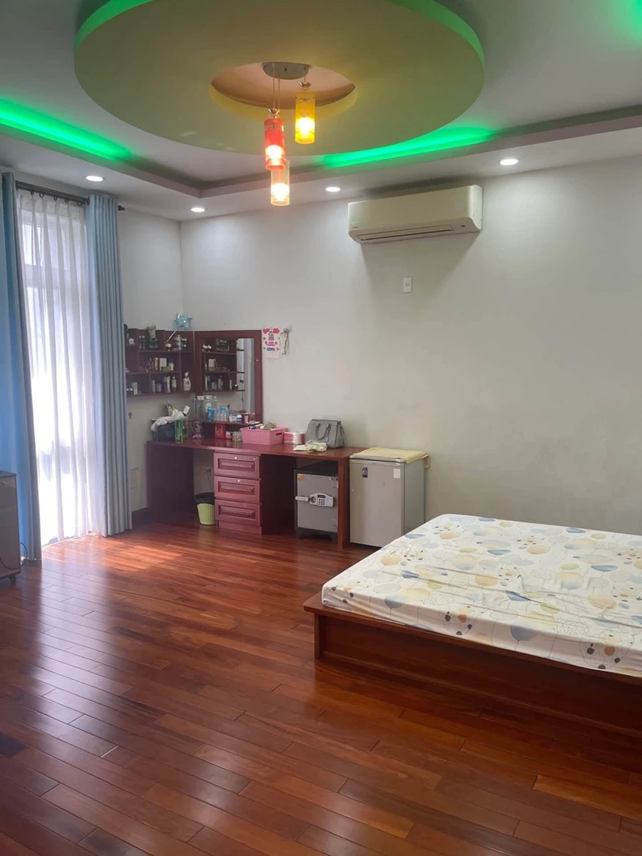 Bán biệt thự 255m2 sân vườn gần Lê Văn Việt, Hiệp Phú, Thủ Đức, giá 37 tỷ - Ảnh thu nhỏ 4