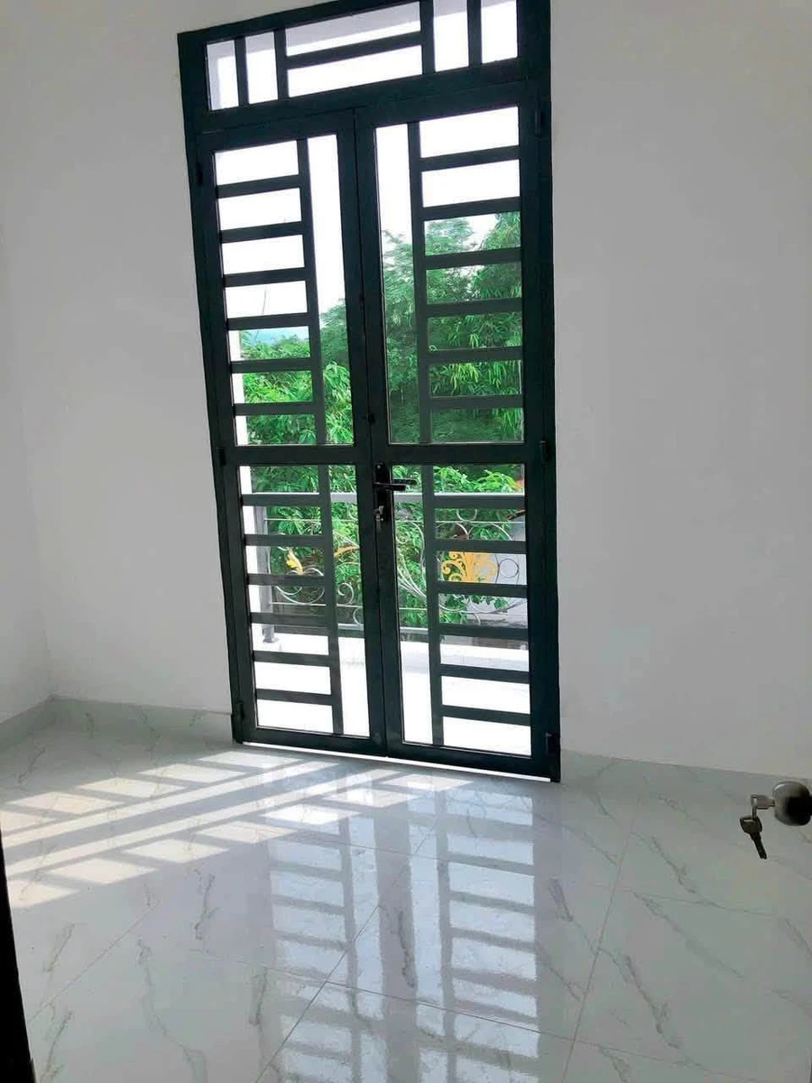 Bán nhà phố 2 phòng ngủ 52,5m2 Cần Giuộc Long An - Ảnh thu nhỏ 2