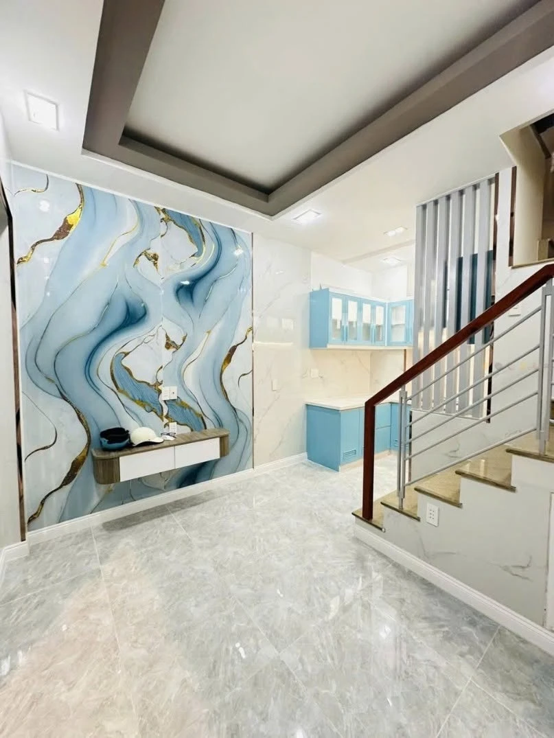 Bán nhà 3 tầng BTCT 24m² đường Sư Vạn Hạnh, Quận 10, giá 3.75 tỷ - Ảnh thu nhỏ 2