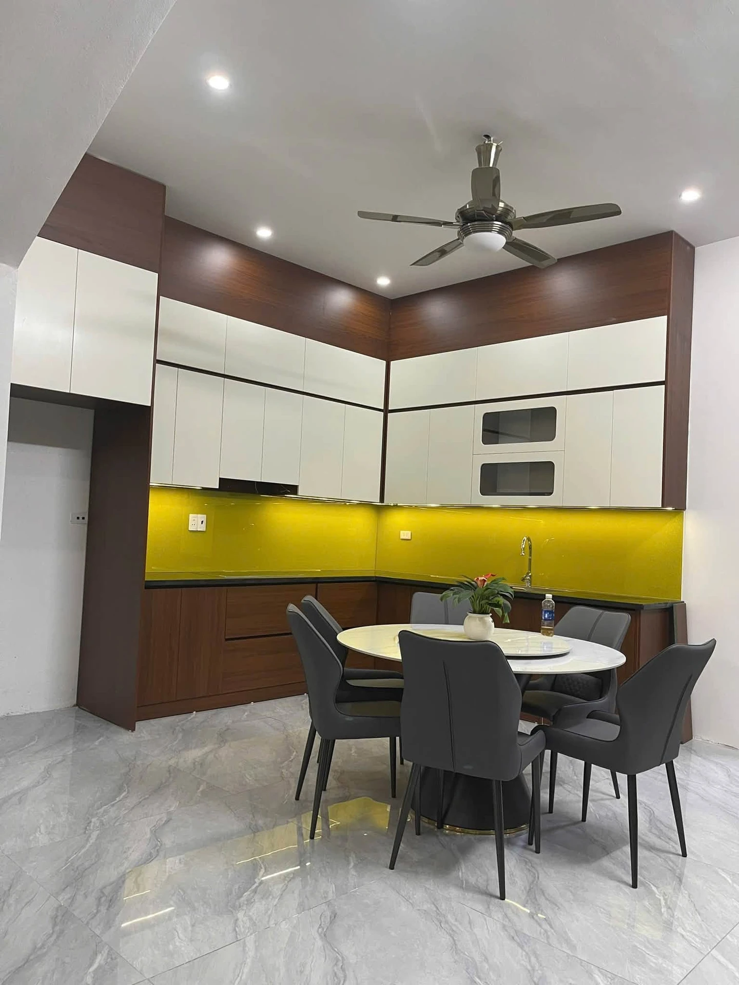Nhà 3 tầng bán 7 tỷ, 63m2 cạnh chợ Yên, Bắc Ninh - Ảnh 1
