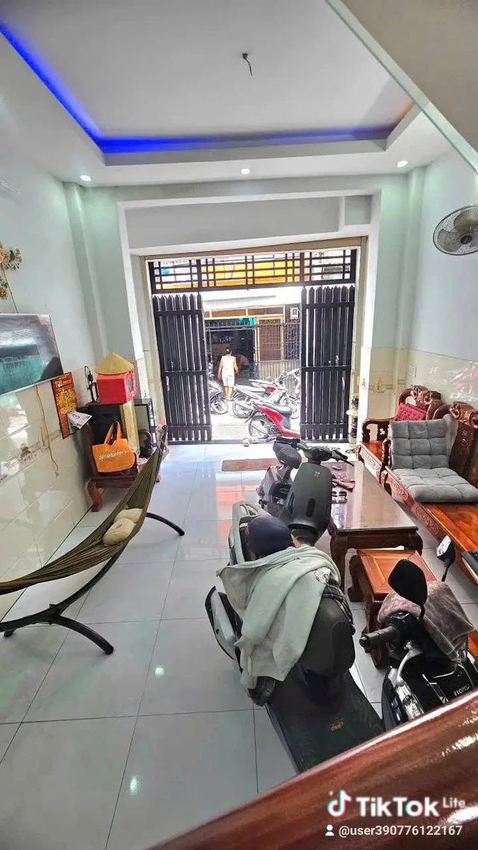 Bán nhà Bình Tân, 52m², 3 phòng, 5 tỷ 690 triệu - Ảnh thu nhỏ 3