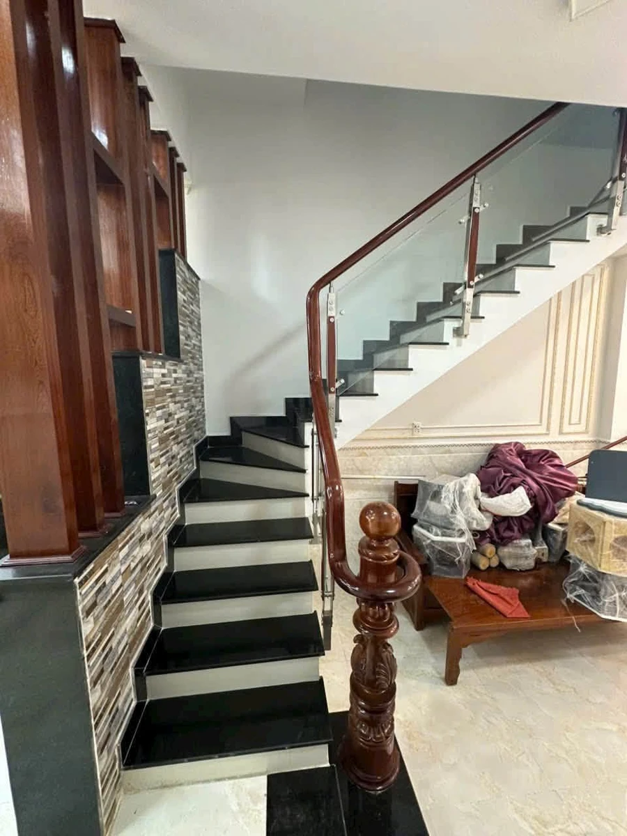 Bán nhà hẻm KDC Bình Phú Quận 6, 50m2, 4PN, giá 6,75 tỷ - Ảnh thu nhỏ 4