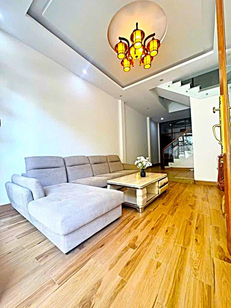 Bán nhà 4 tầng mặt tiền kinh doanh 60m2 Hải Châu Đà Nẵng - Ảnh 1