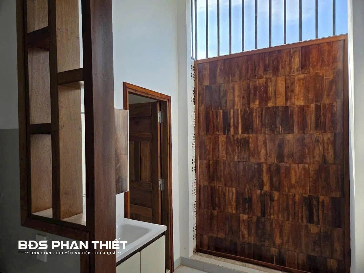 Bán nhà 1 trệt 1 lầu 68m² mặt tiền Phan Thiết, 3,1 tỷ - Ảnh thu nhỏ 5
