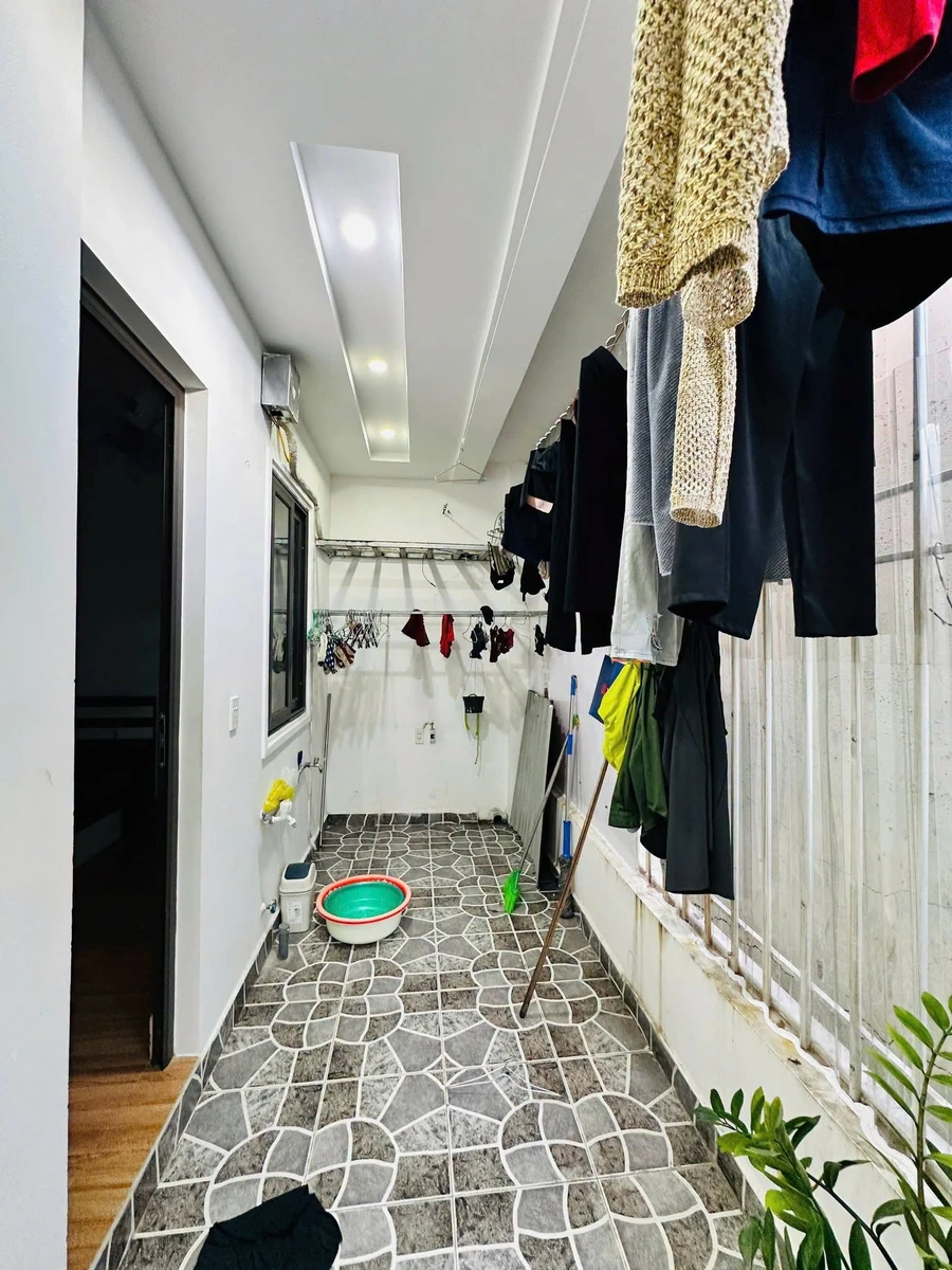 Nhà 2 tầng bán 1 tỷ 590 triệu, 35 m², Chợ Cột Đèn, Bình Chánh - Ảnh thu nhỏ 3