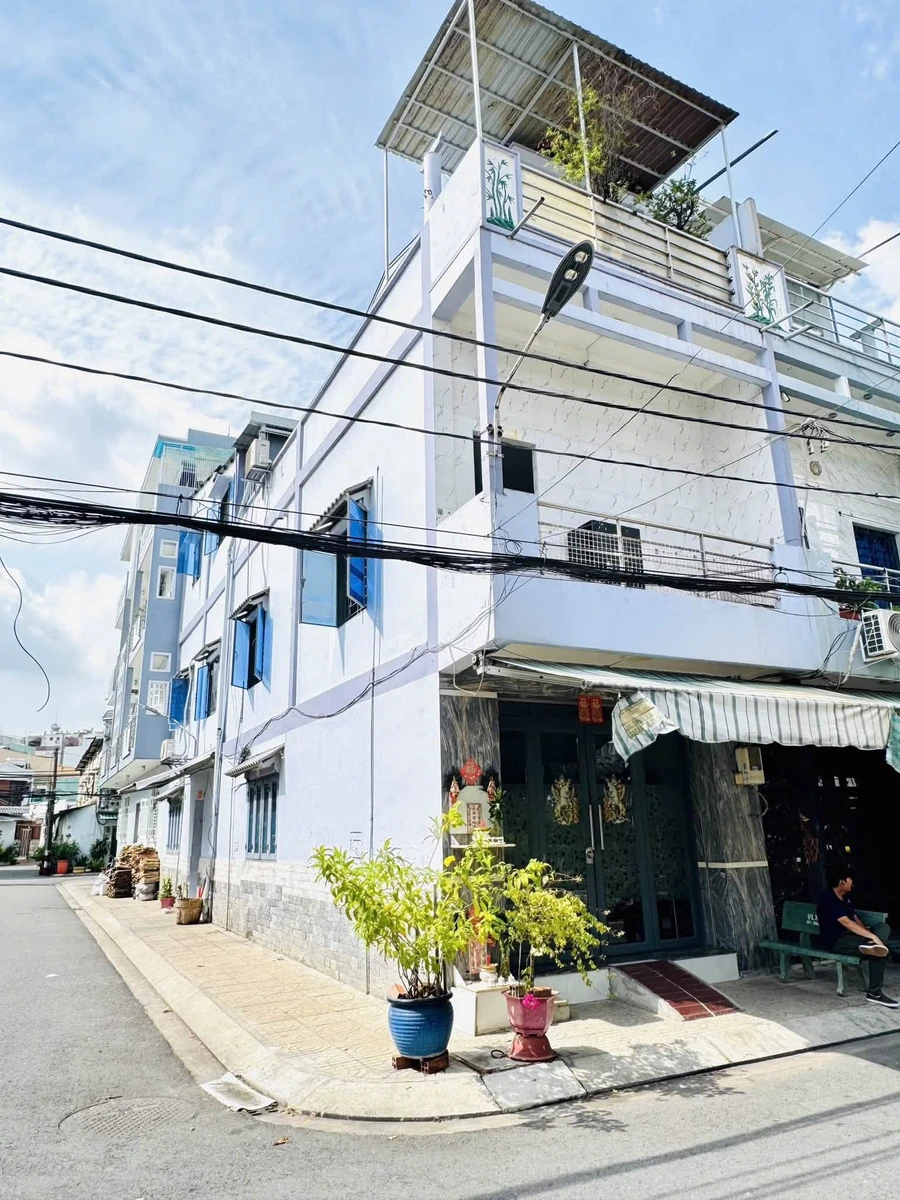 Bán nhà mặt tiền Hồng Bàng Quận 11, 4x17m, 3 tầng, căn góc, giá 9,999 tỷ - Ảnh thu nhỏ 2