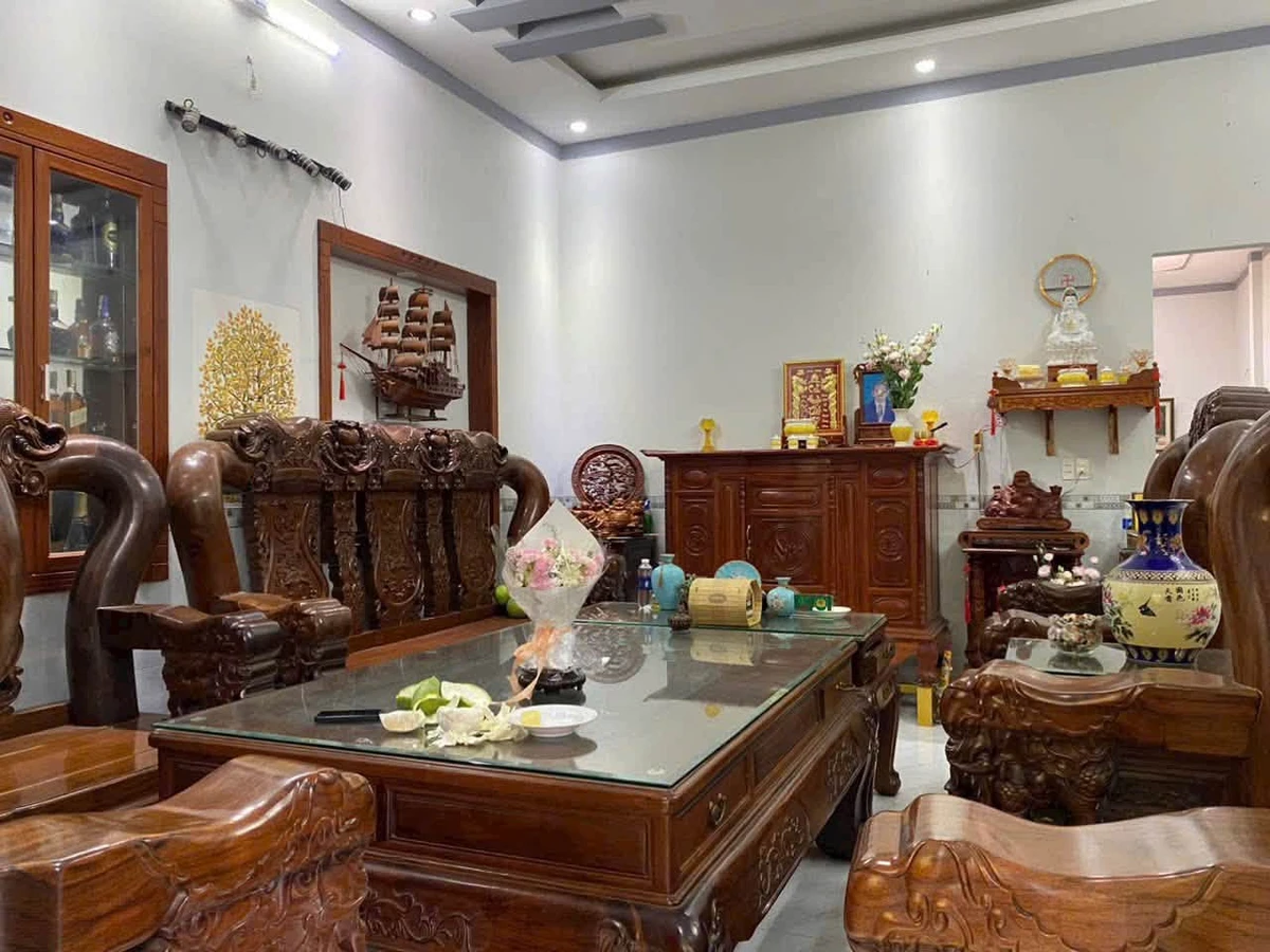 Bán nhà phố 5PN Long Hương Bà Rịa 194m2 - Ảnh thu nhỏ 3