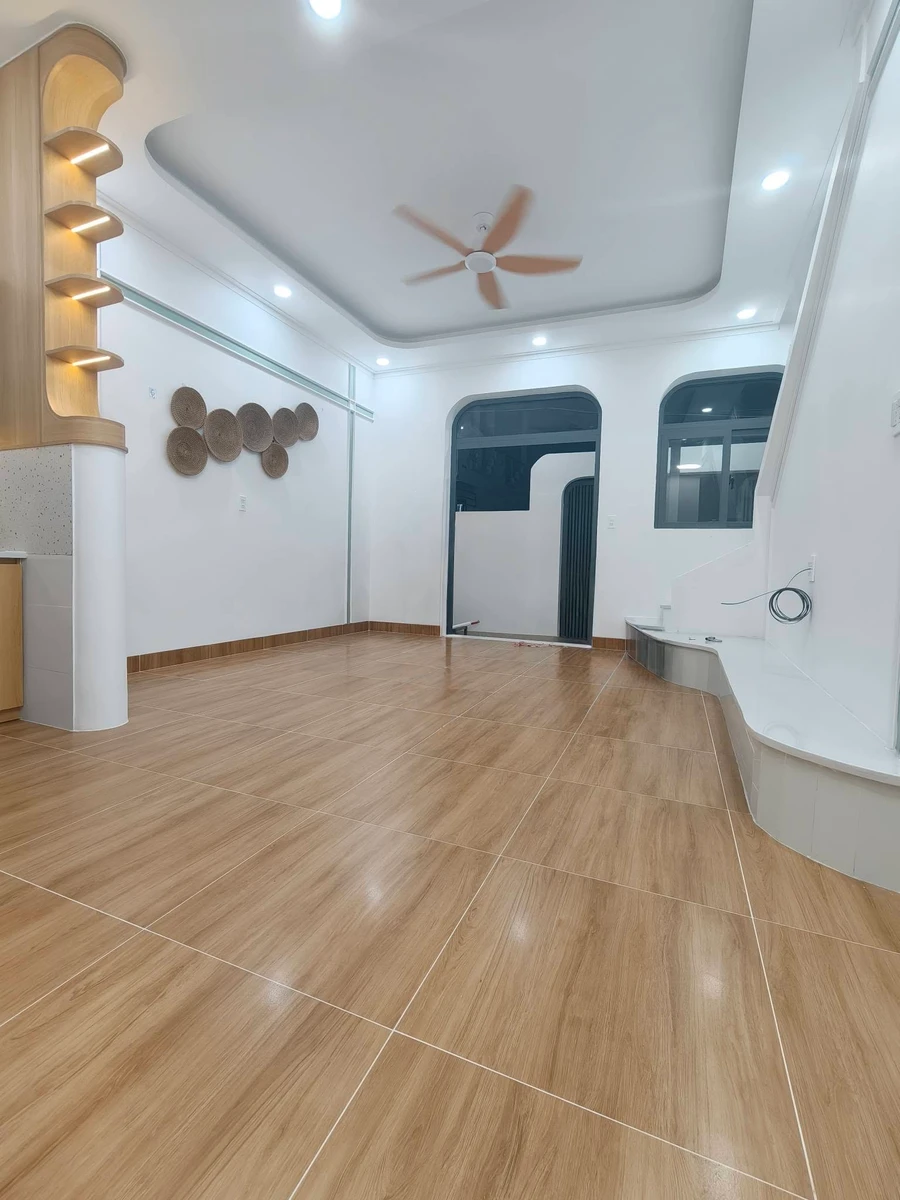 Bán nhà lầu 1 trệt 1 lầu 100m² Phú Trịnh, Phan Thiết - Ảnh thu nhỏ 3
