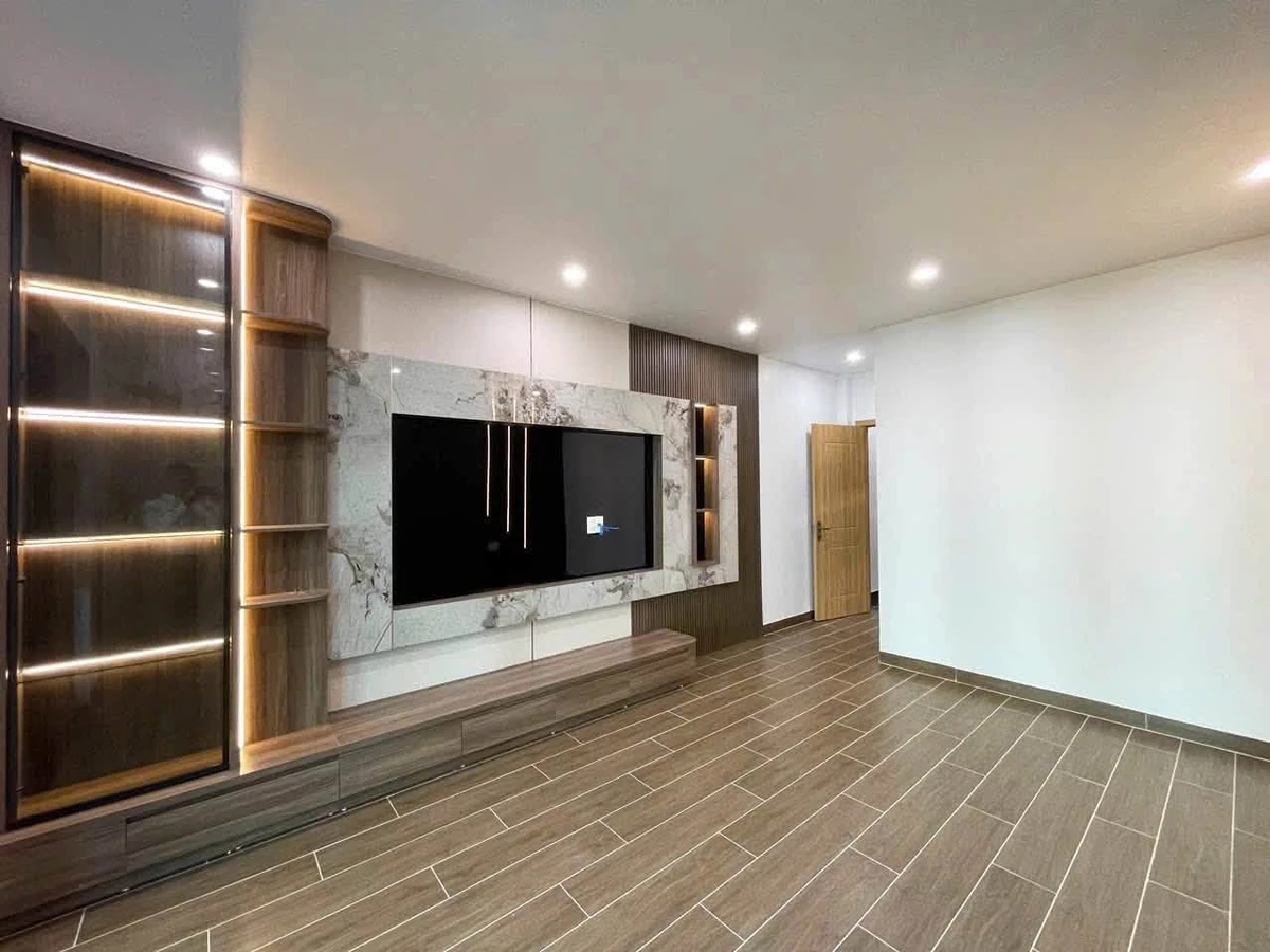 Bán nhà 5 tầng 6 phòng ngủ 60m2 Ngô Gia Tự 9,9 tỷ - Ảnh thu nhỏ 5