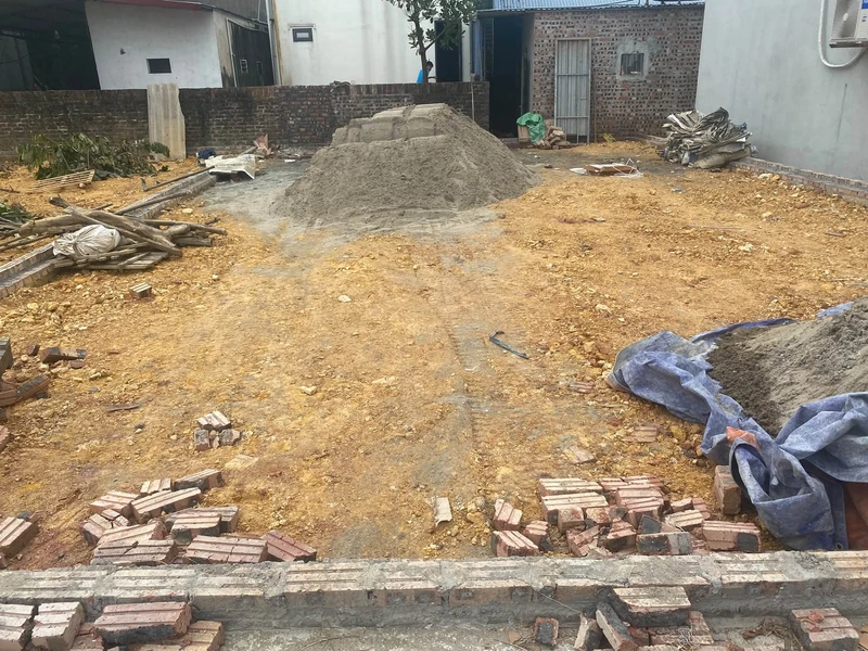 Bán đất thổ cư 98m2 mặt tiền gần 8m nở hậu sát chợ Phố Nỉ, Trung Giã