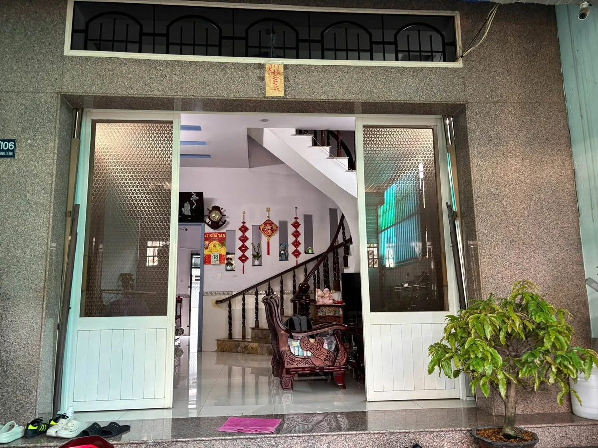 Bán nhà 1 trệt 2 lầu 76m² Biên Hòa 5 tỷ 5 - Ảnh thu nhỏ 5