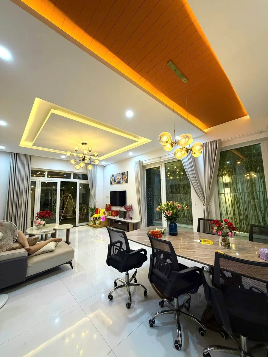Cho thuê biệt thự 3 tầng 400m2, 4PN, 40 triệu/tháng tại Mỹ Gia - Ảnh 1