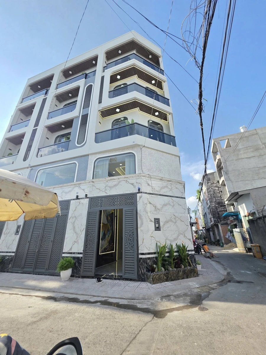 Bán nhà hẻm 6m full nội thất 69,2m2, trệt lửng 3 lầu 5PN, Hương Lộ 2, Bình Tân - Ảnh 1