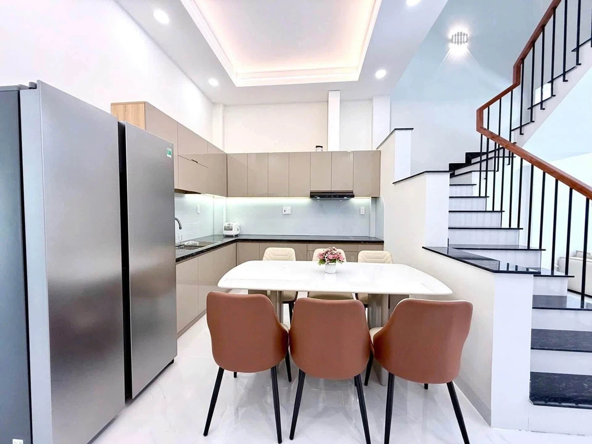 Bán nhà hẻm xe hơi 4 tầng 65m2, 4PN 5WC, Hoàng Hoa Thám - Ảnh thu nhỏ 3