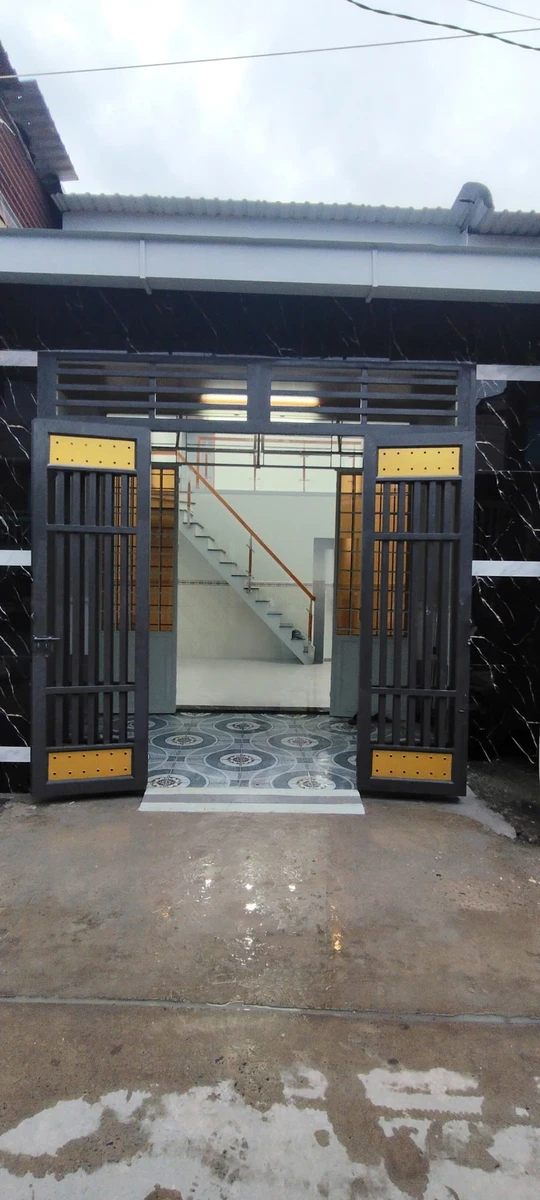 Bán nhà 4x12 mặt tiền hẻm 2 phòng ngủ Bình Chánh 1,59 tỷ - Ảnh thu nhỏ 2