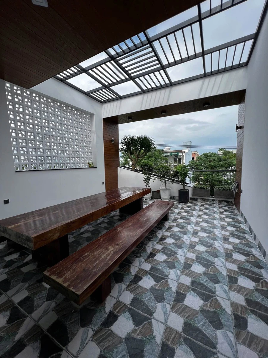Bán nhà 3 tầng mặt tiền 100m² Bùi Thiện Ngộ, Đà Nẵng 7.5 tỷ - Ảnh thu nhỏ 4