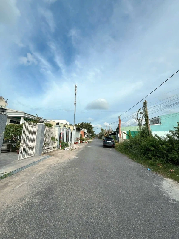 Bán nhà mới 100m² 3 phòng ngủ Tây Ninh
