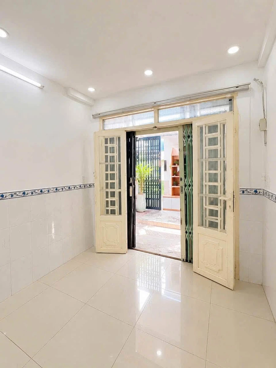 Bán nhà Bình Thạnh 16m2 gần đại học 2 tỉ 3 - Ảnh 1