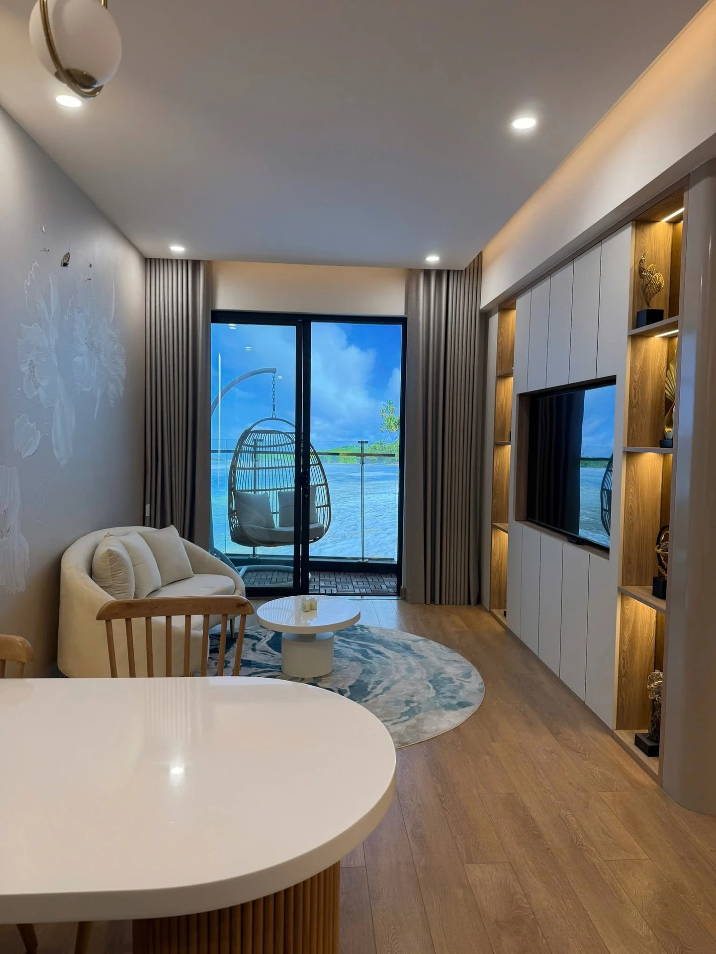 Bán căn 1PN Meyhomes Phú Quốc view biển 44m2 giá 2,2 tỷ - Ảnh 1