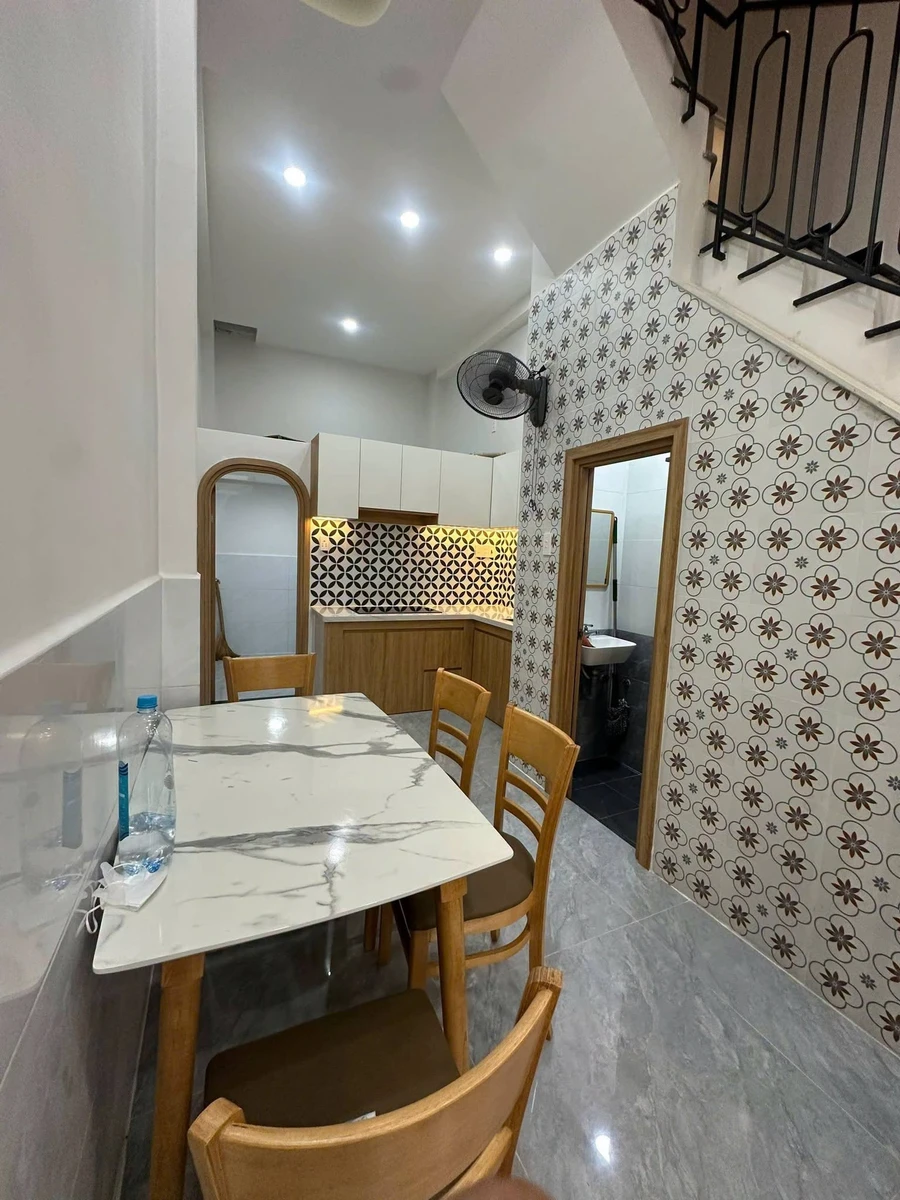 Cho thuê nhà mặt tiền 60m2, 3PN 3WC Gò Vấp - 20 triệu/tháng - Ảnh thu nhỏ 4