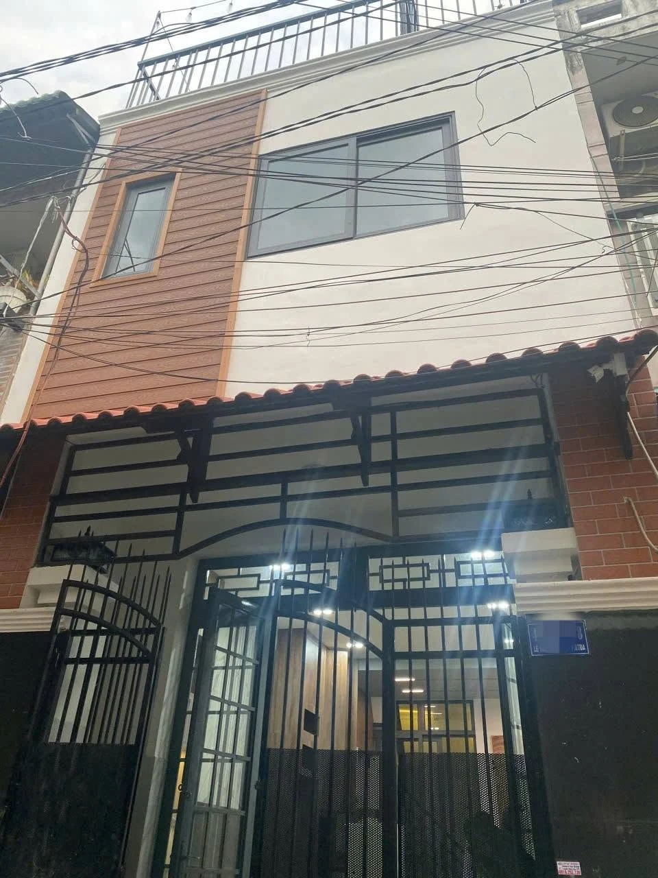 Bán nhà 2 phòng ngủ 40m2 Lê Văn Quới, Bình Tân, giá 4,7 tỷ - Ảnh 1