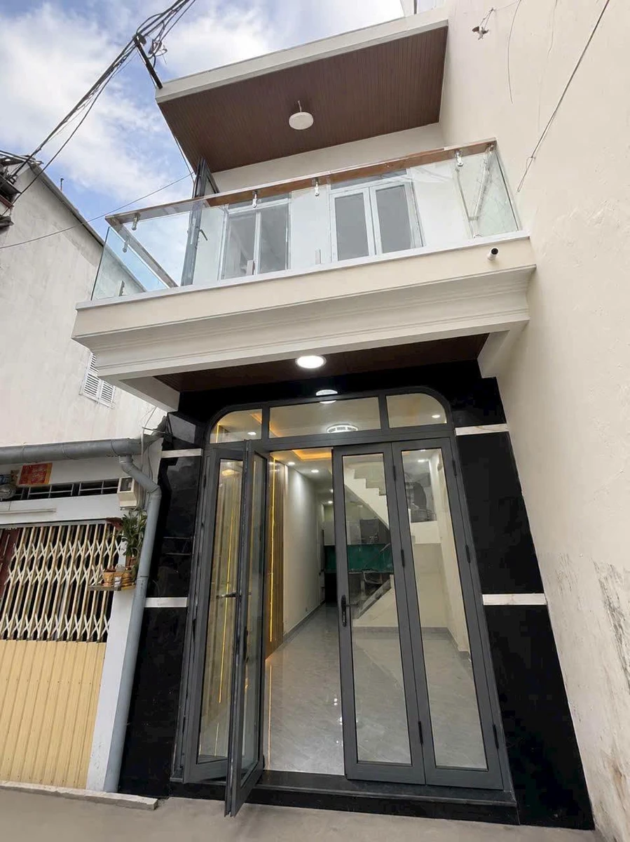 Bán nhà hẻm 3m Vĩnh Hội Quận 4, 39m², 1 trệt 1 lầu, 2PN, giá 4,53 tỷ - Ảnh 1