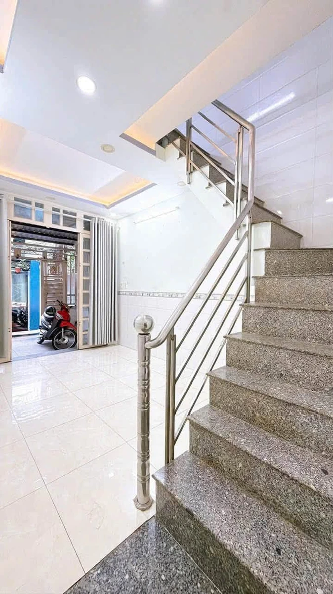 Bán nhà Đoàn Văn Bơ, Quận 4, 39m2, 3,6 tỷ - Ảnh thu nhỏ 4