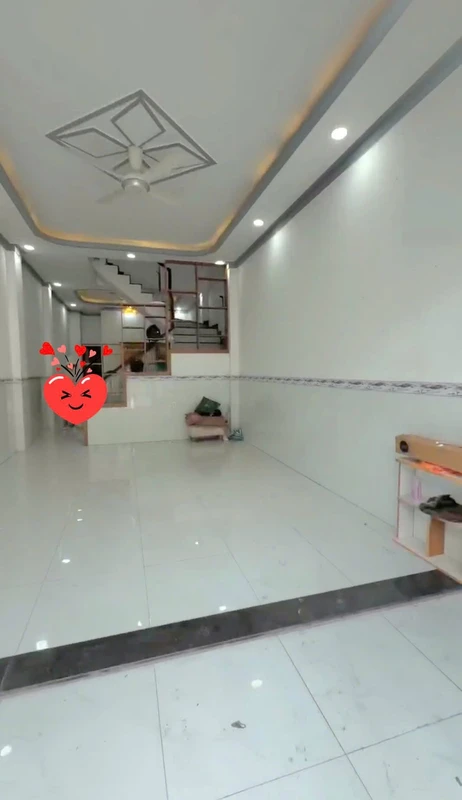 Bán nhà 1 trệt 1 lầu 60m2 gần chợ Phú Phong, Thuận An 3.4 tỷ