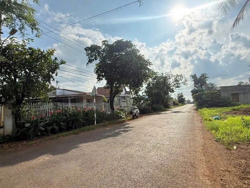 Bán đất mặt tiền 9m Đường Liên Xã Trục Chính Eakao Khánh Hòa 999 triệu