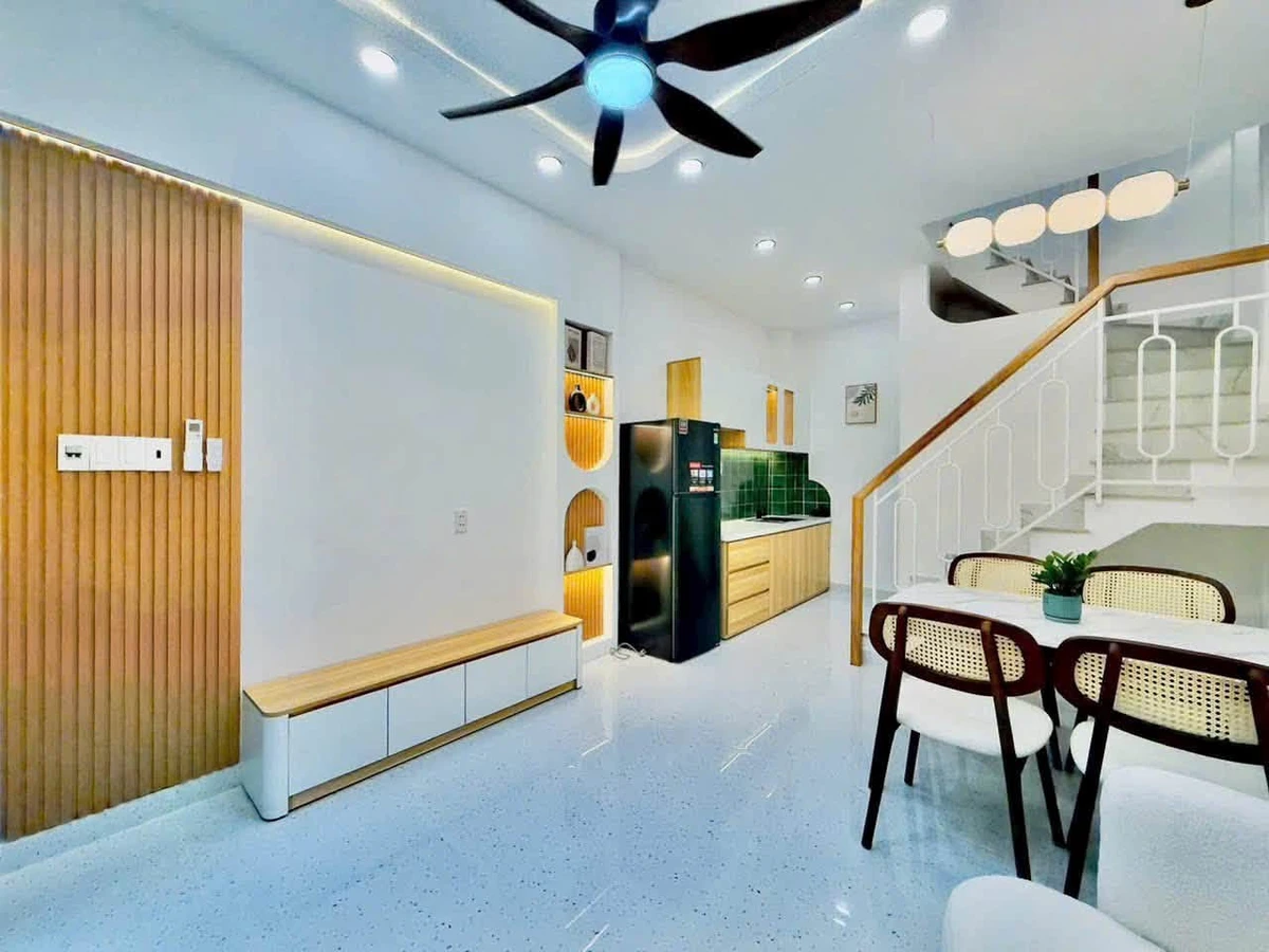 Bán nhà mini 3 tầng 3,3x6,5m đường Phan Văn Trị, Bình Thạnh giá 4,65 tỷ - Ảnh thu nhỏ 3
