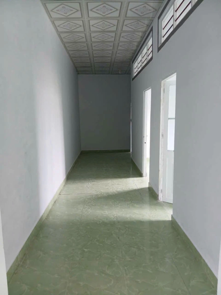 Bán nhà 274m2, 2 phòng ngủ, Tân Hiệp, Kiên Giang - 650 triệu - Ảnh thu nhỏ 3