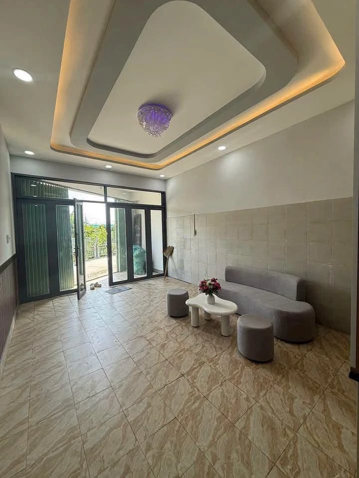 Bán nhà cấp 4 mặt tiền kênh TX22 4x18m, 2PN, giá 1 tỷ 650 triệu, Quận 12 - Ảnh thu nhỏ 3