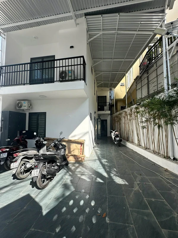 Bán toà nhà 3 tầng 405.5m² mặt tiền Trần Phú, Huế