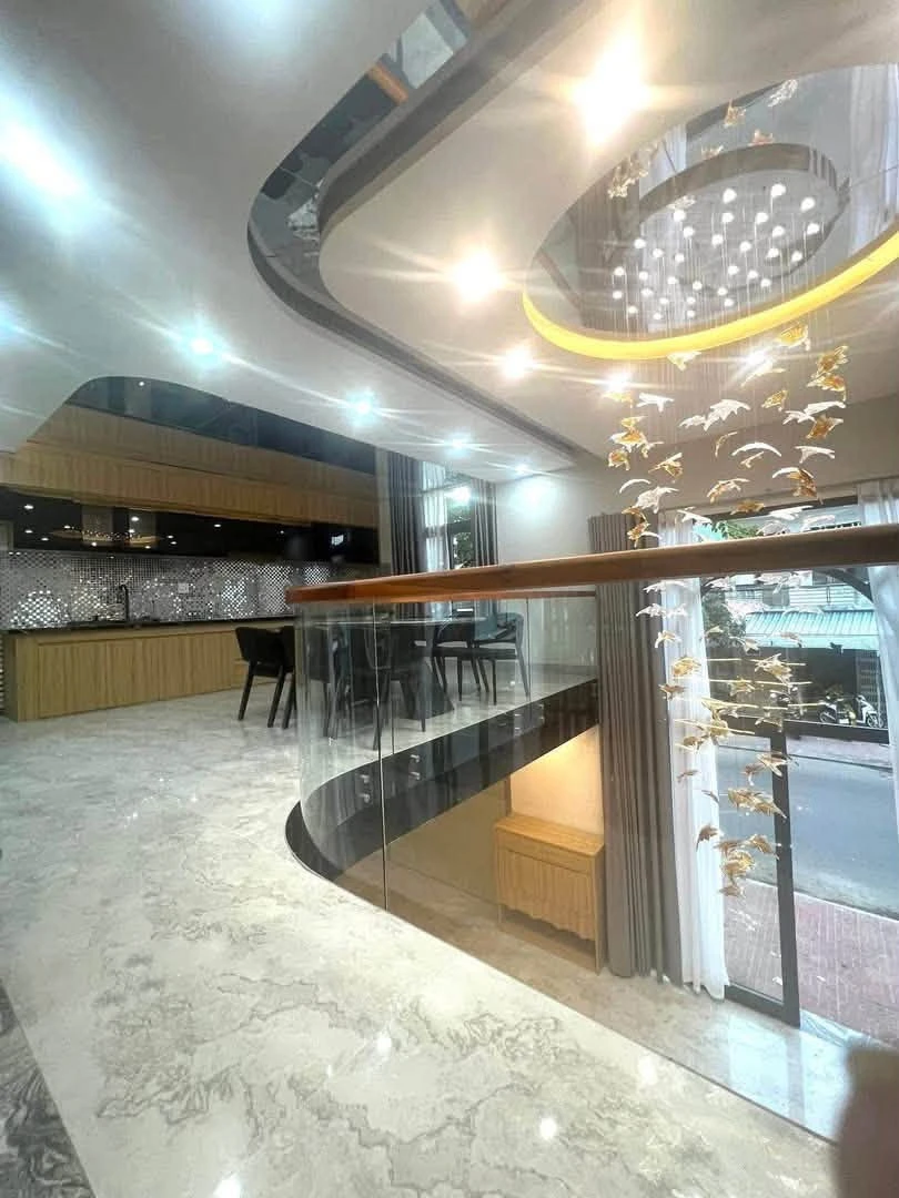 Bán nhà 4,5 tầng 48m2 đường Hoàng Văn Thụ Quy Nhơn - Ảnh thu nhỏ 2