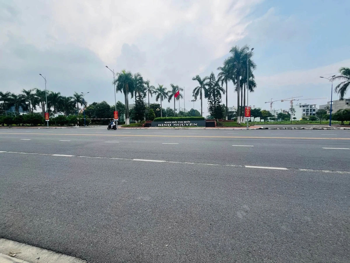Bán đất 100m2 khu Bình Nguyên, Dĩ An, giá 5,8 tỷ - Ảnh 1