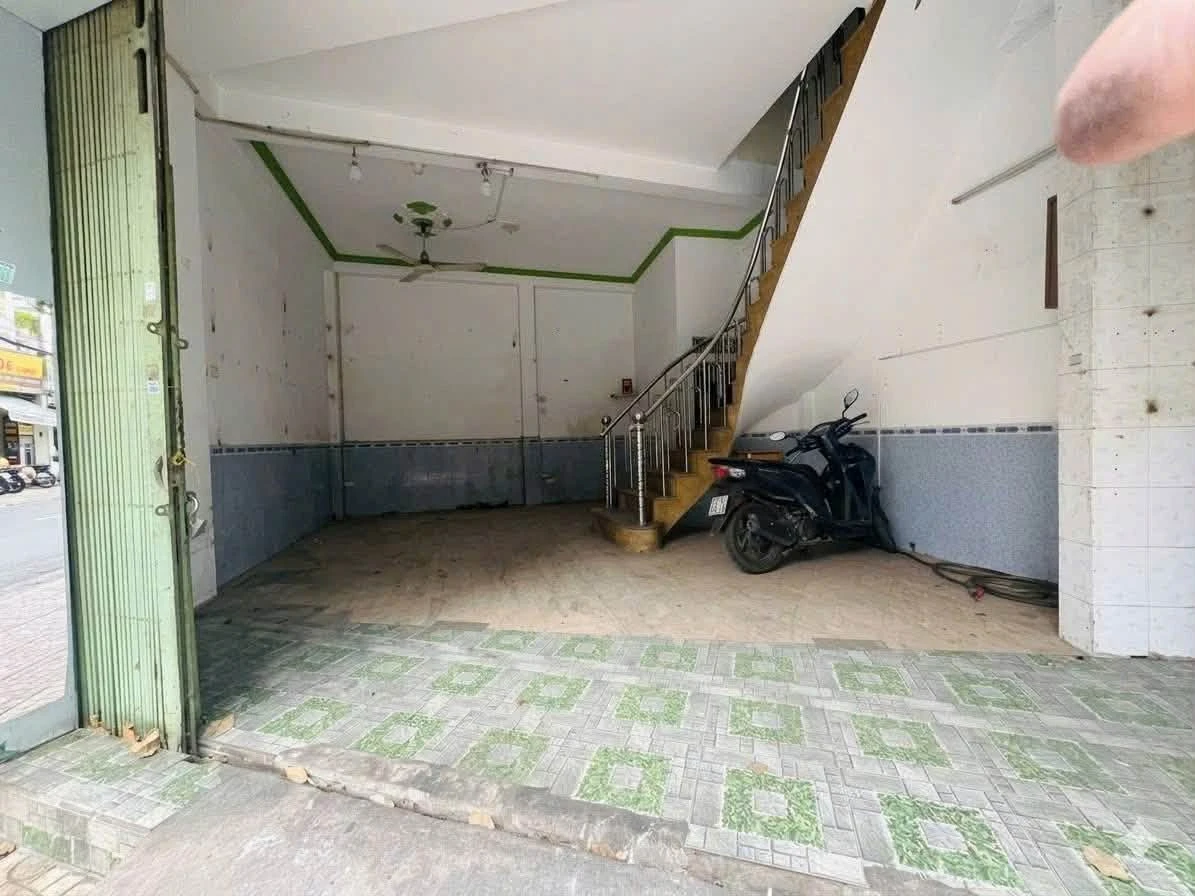 Cho thuê nhà mặt tiền Tân Phú 48m2 10 triệu/tháng - Ảnh thu nhỏ 2