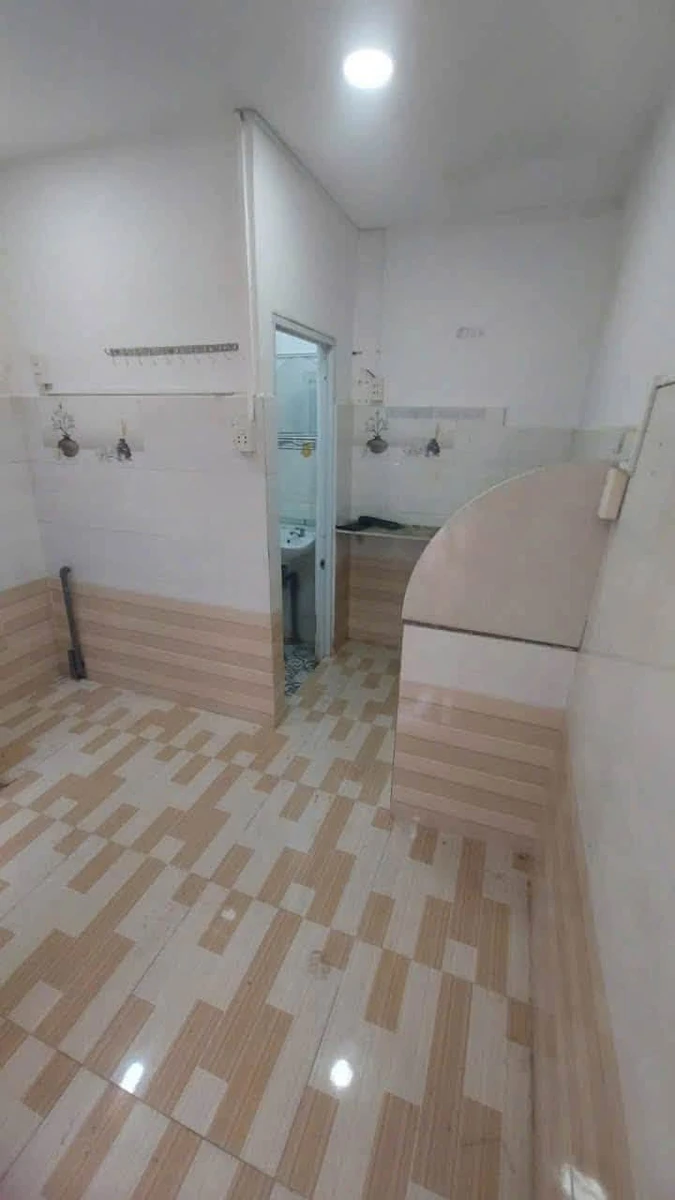 Bán nhà 2 tầng 15m² Phú Thuận Quận 7, 850 triệu - Ảnh thu nhỏ 4