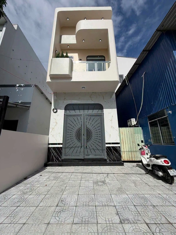 Bán nhà mặt tiền Nguyễn Văn Tố Rạch Giá 91,4m² 3 tỷ 450 triệu