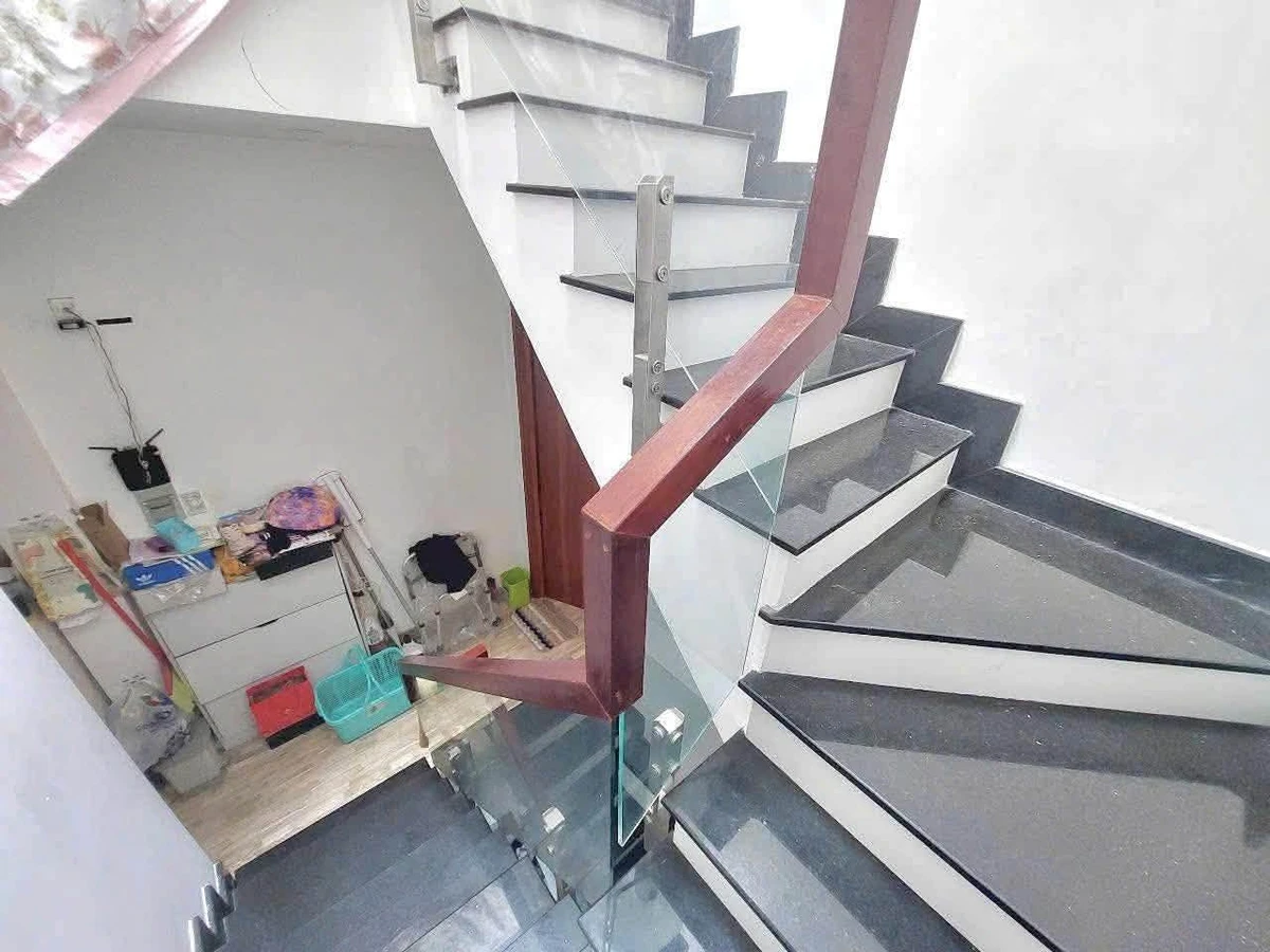 Bán nhà 3 tầng BTCT 38m² hẻm xe hơi đường Dương Quảng Hàm, Gò Vấp giá 6,56 tỷ - Ảnh thu nhỏ 5