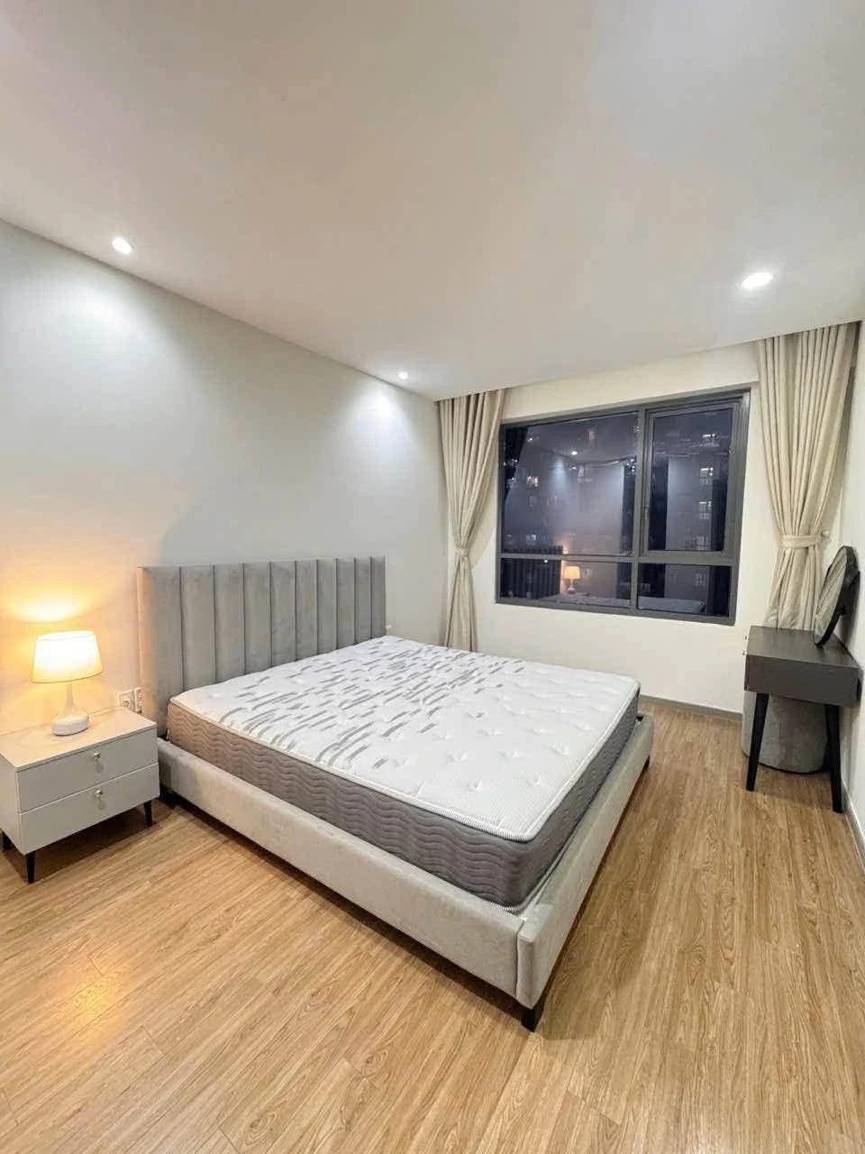 Cho thuê phòng master Goldview Q4, 120m2, 3PN, 11 triệu/tháng - Ảnh 1
