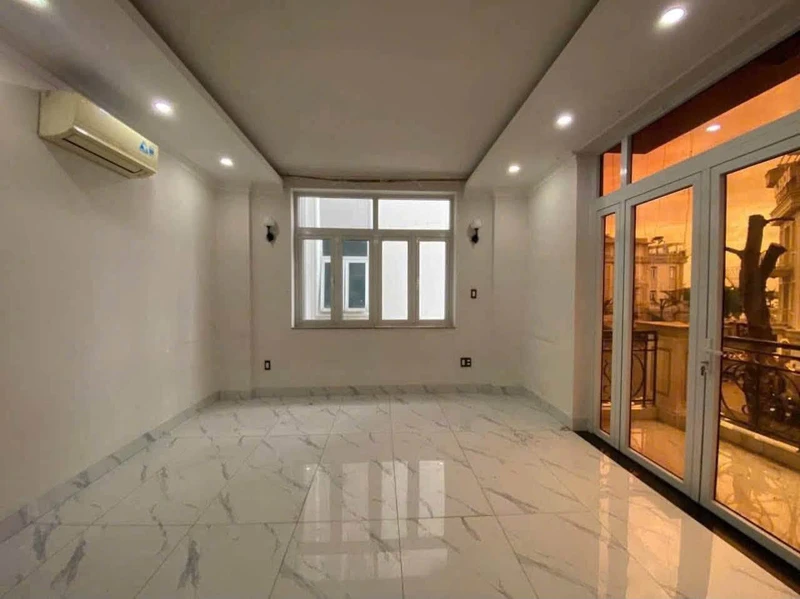 Cho thuê biệt thự Phú Cường, Thủ Dầu Một 250m², 7PN 25tr/tháng
