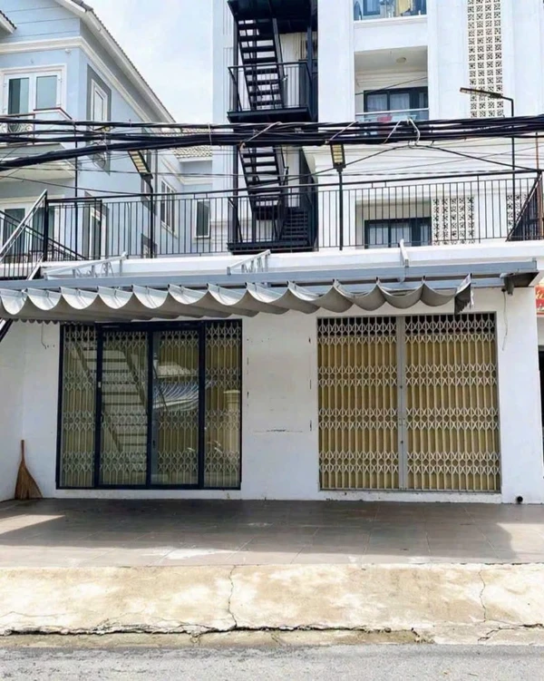Cho thuê 2 kios mặt tiền Yên Bái, 72m², 12tr/tháng
