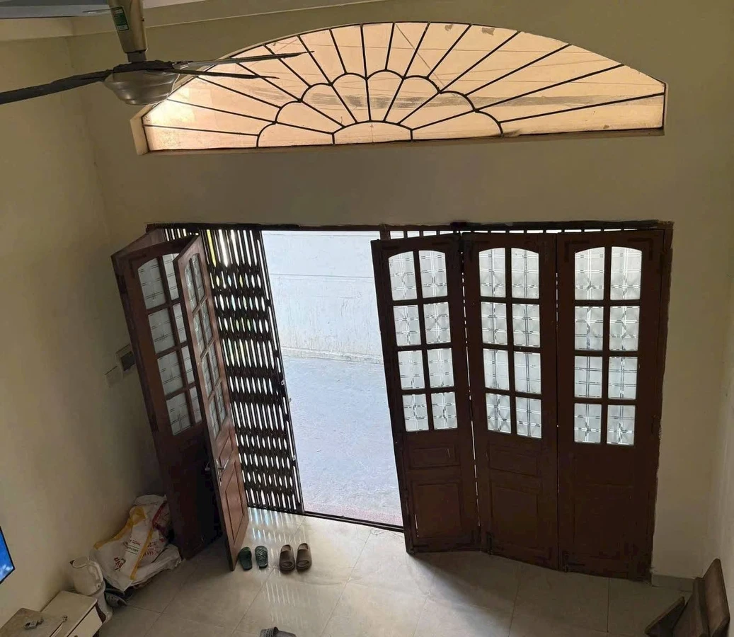 Bán gấp nhà mái bằng 80m² giá 1 tỷ, Thủ Đức - Ảnh thu nhỏ 2