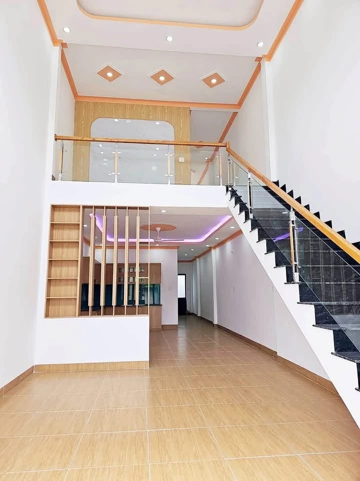 Bán nhà gác lửng 105m2 thổ cư gần chợ Sông Trầu, Đồng Nai, giá 1 tỷ 7xx - Ảnh thu nhỏ 2