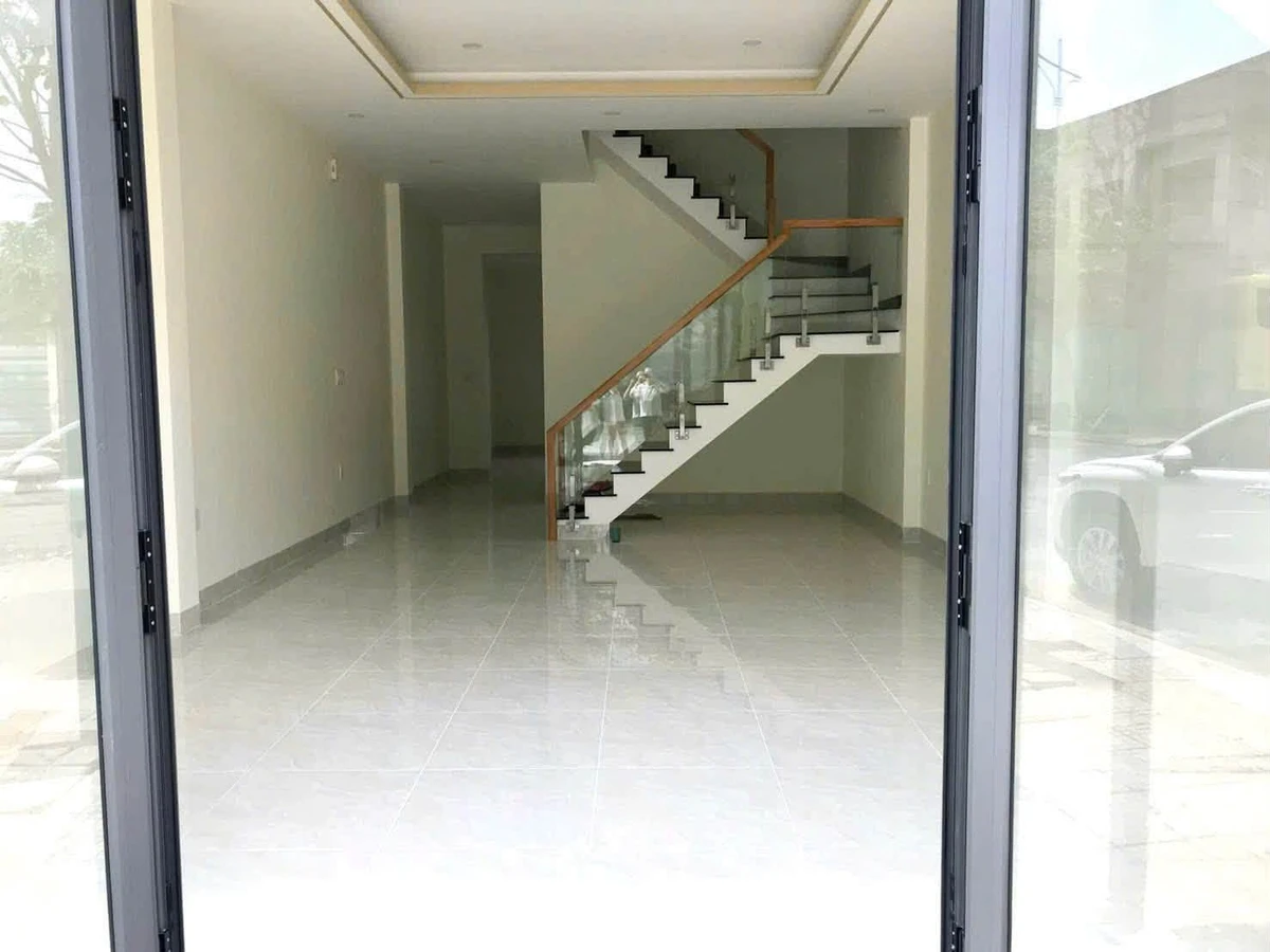 Cho thuê nhà 3PN 100m2 gần Tân Đông Hiệp, Dĩ An, Bình Dương - Ảnh thu nhỏ 2